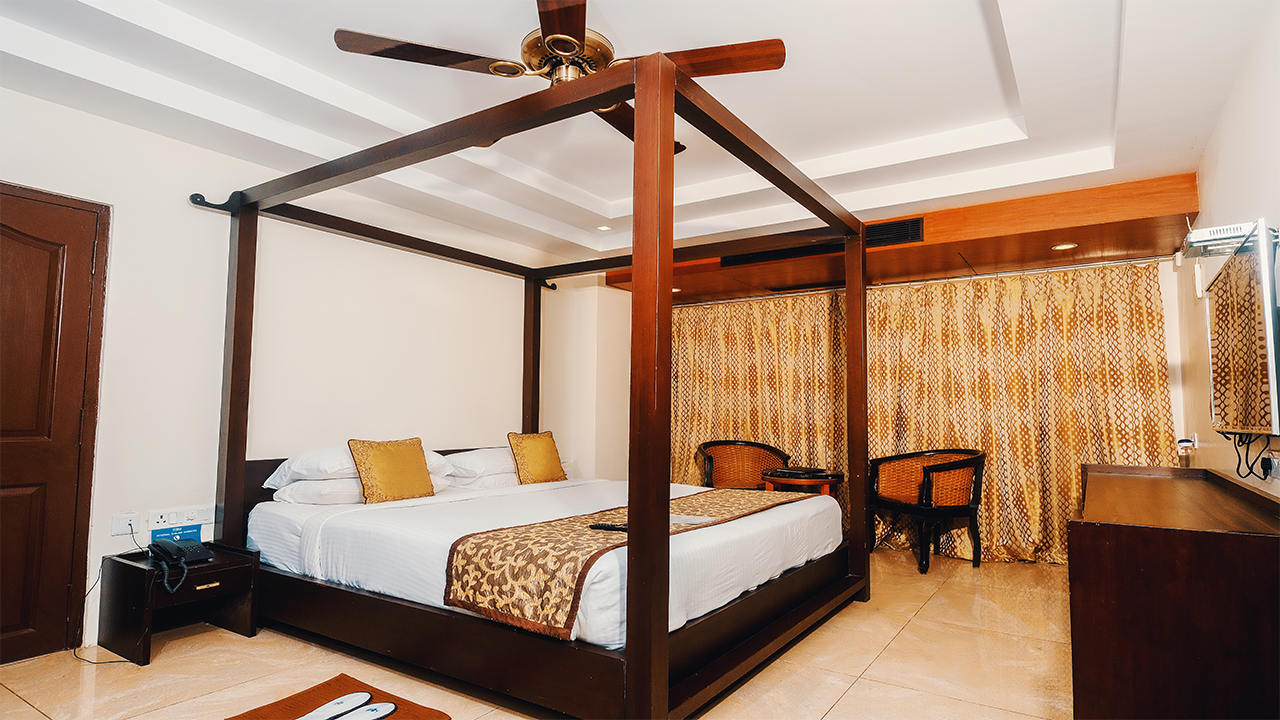 TSG Emarald-suite-room-1.png